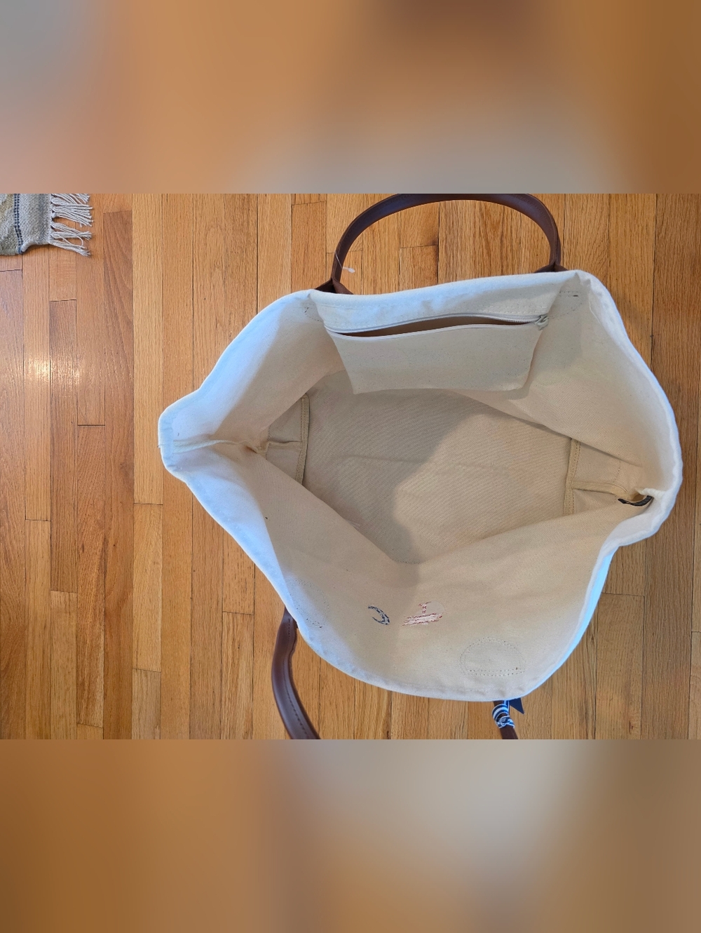 Vineyard Vines Palm And Crescent Tote - Picture 3 of 6